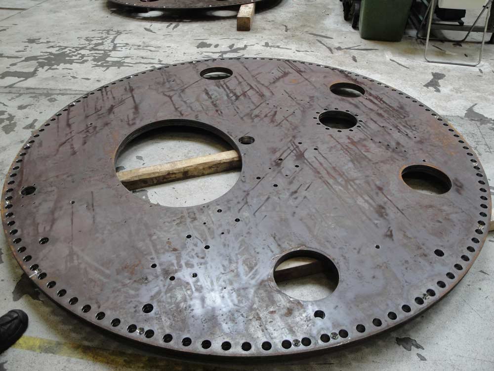 Precision cut steel plate profile